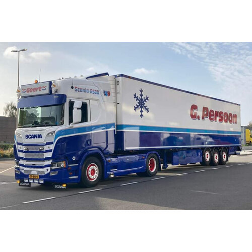 WSI WSI Scania R Highline 4x2 with 3-axle reefer trailer  G. PERSOON