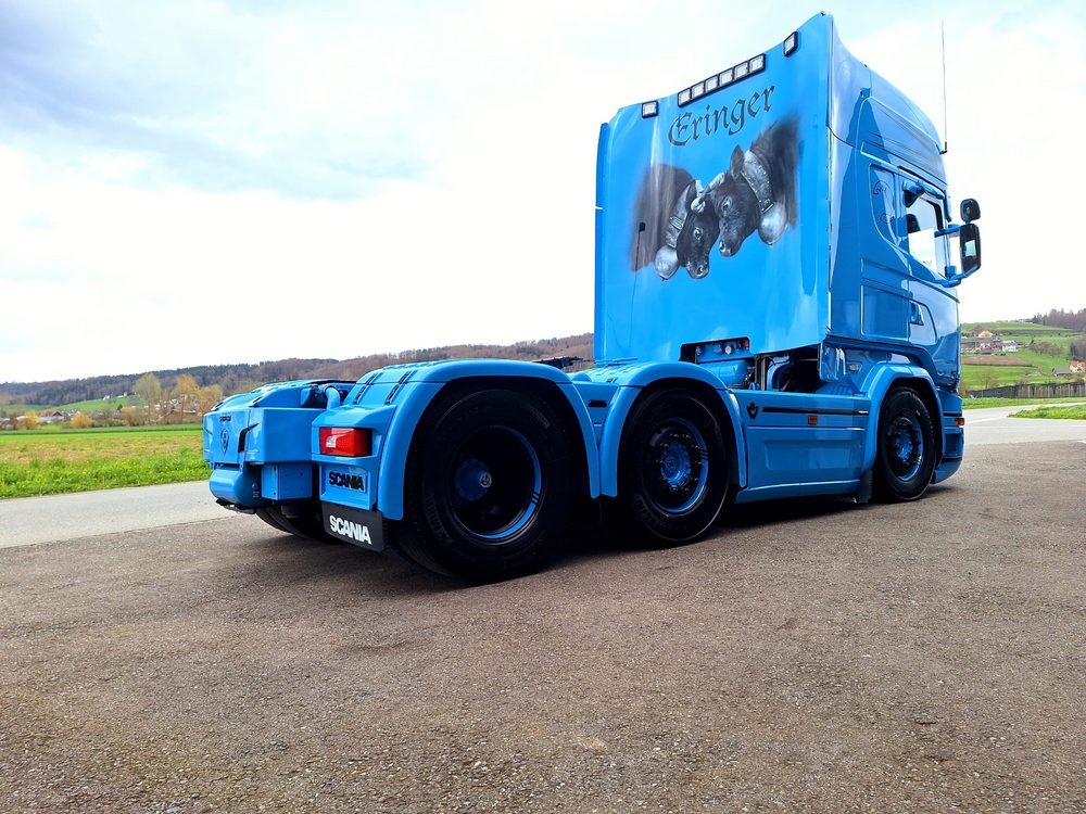 Tekno Tekno Scania R-serie Streamline Topline   with 3-axle reefer trailer VOWA ERINGER