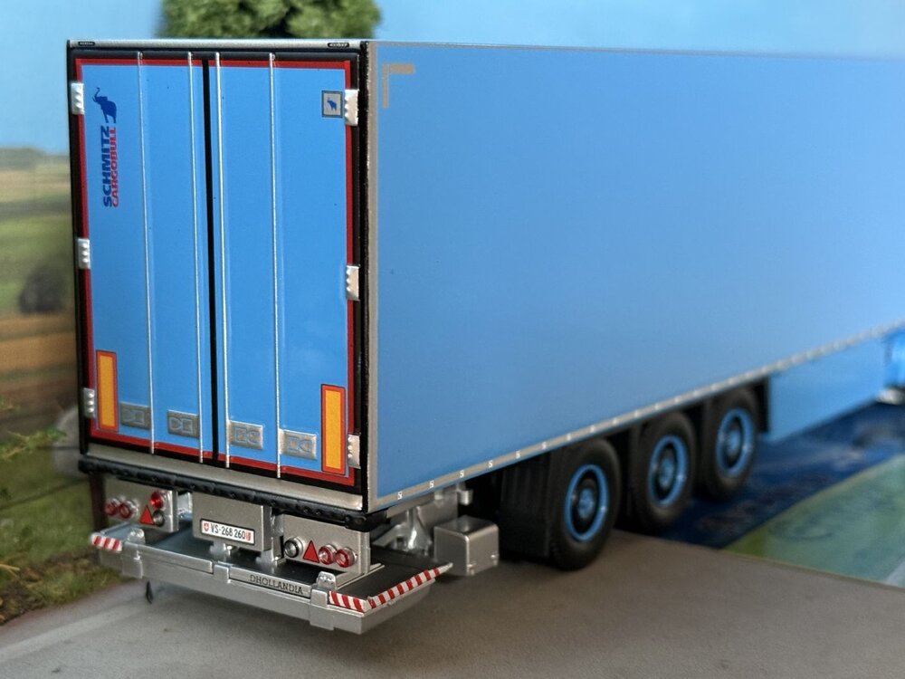 Tekno Tekno Scania R-serie Streamline Topline met 3-assige koeloplegger VOWA ERINGER