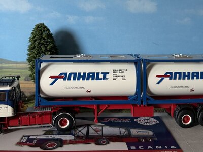 Tekno Tekno Scania 140 Torpedo dagcabine met 2x Iso tankcontainer ANHALT