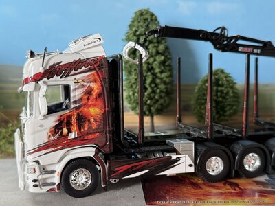 Tekno Tekno Scania Next Gen 770S Highline 4-axle riged truck with 3-axle Swedish wood trailer ANGEBY AKERI - Copy