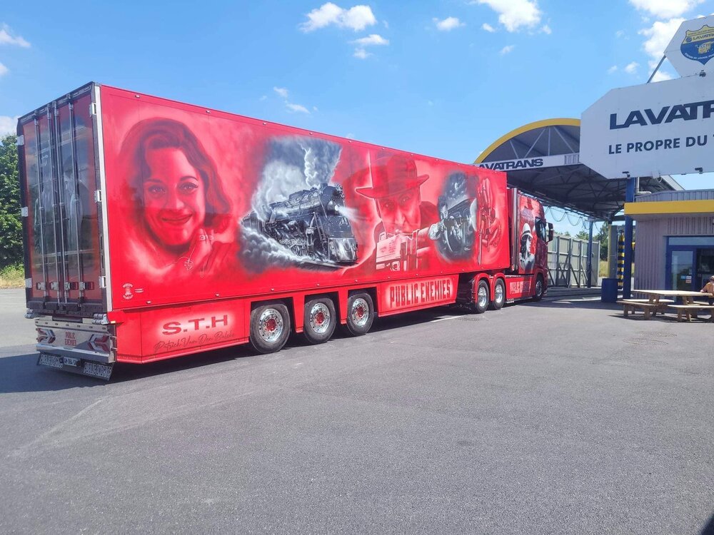 Tekno Tekno Scania Next Gen longline with 3-axle reefer trailer VANDENBULCKE STH