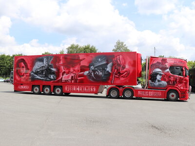 Tekno Tekno Scania Next Gen longline with 3-axle reefer trailer VANDENBULCKE STH