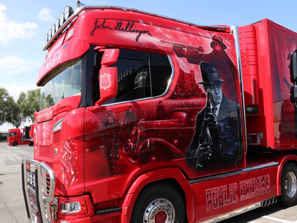 Tekno Tekno Scania Next Gen longline with 3-axle reefer trailer VANDENBULCKE STH