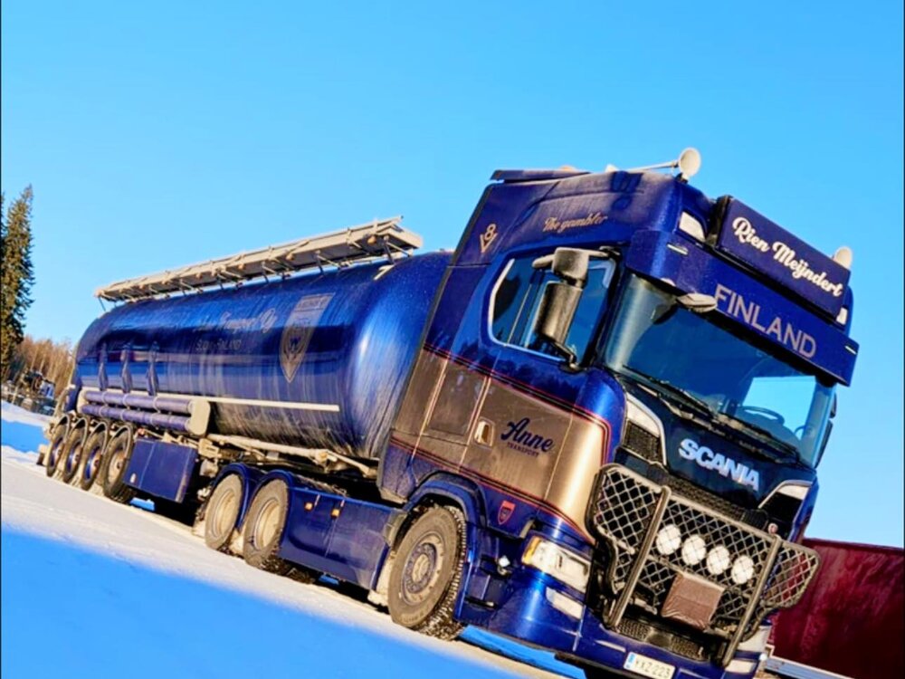 Tekno Tekno Scania Next Gen S-serie met 4-assige silo oplegger ANNE TRANSPORT