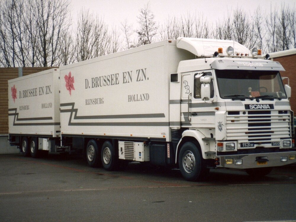 Tekno Tekno Scania 113M 6x2 riged truck with 2-axle trailer D. BRUSSEE EN ZN.