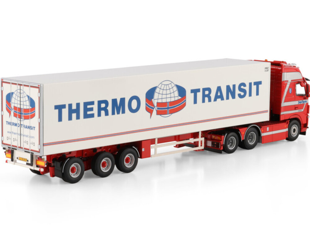 WSI WSI Volvo FH3 Globetrotter XL 6x2 met 3-assige koeloplegger JOHS HANSEN