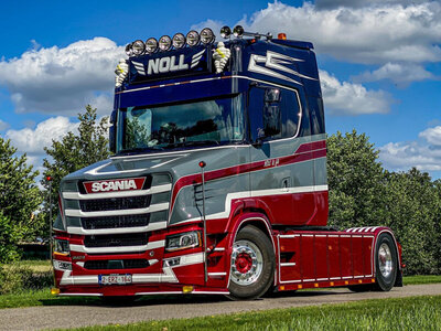 WSI WSI Scania Vlastuin S Torpedo highline facelift 4x2 met  3-assige koeltrailer TRANSPORTS NOLL