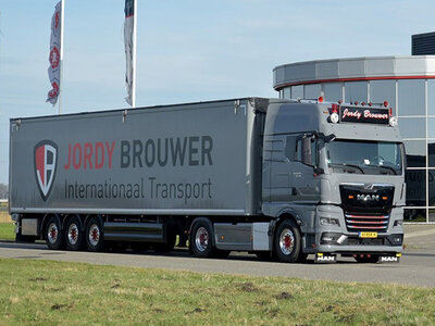 WSI WSI MAN TGX GX 4x2 + 3-axle volume trailer JORDY BROUWER TRANSPORT