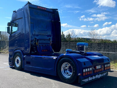 WSI WSI Scania S Highline 4x2 NICOLAS VILLARD