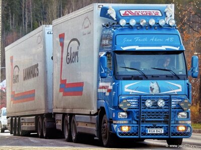 Tekno Tekno Volvo FH01 Globetrotter XL Swedish 24m combination JAN FASTH