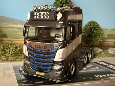 WSI WSI Iveco S-way as high 6x2 twin steer RTS TRANSPORT