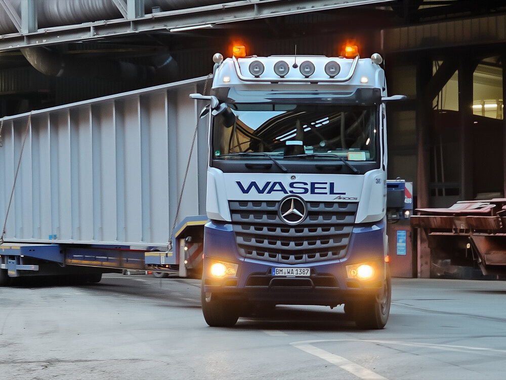 IMC Mercedes Arocs 6x4 with 4-axle Nooteboom WASEL