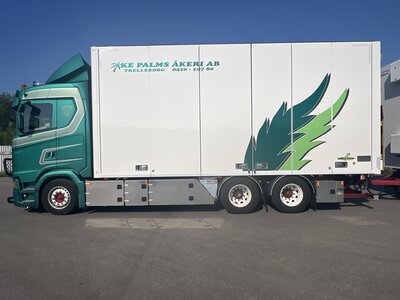 Tekno Tekno Scania NGS Highline Zweedse combi PALMS