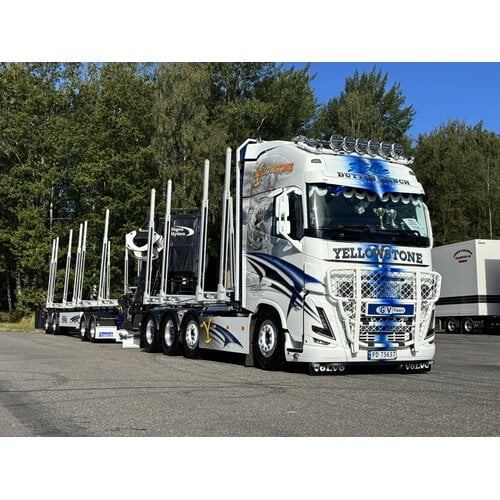 Tekno Tekno Volvo FH05 Globetrotter XL 4-axle Swedish wood combination FELLE TRANSPORT AS