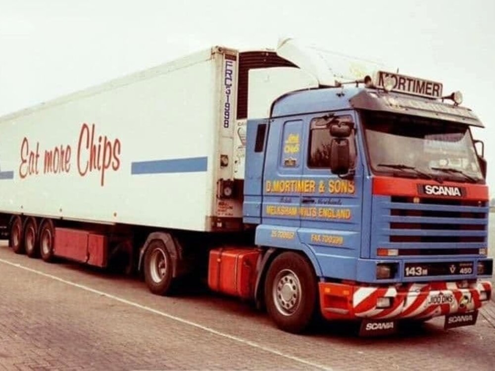 WSI WSI Scania 143M streamline 4x2 met 3-as koeloplegger D. MORTIMER & SONS ENGLAND