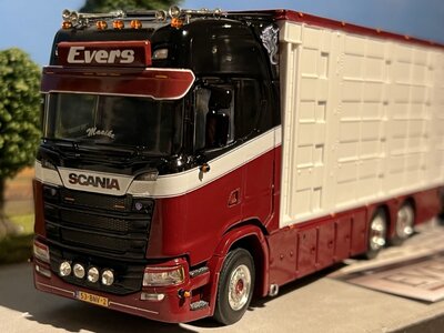 WSI WSI Scania S highline 6x2 tag axle livestock combi EVERS