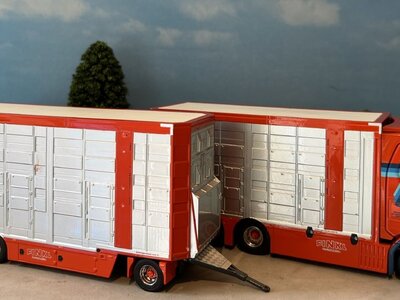 IMC IMC Scania S High roof boxed truck with livestock trailer RINUS VAN BEERS