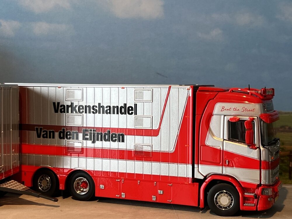 IMC IMC Scania S High roof boxed truck met veetrailer VAN DEN EIJNDEN