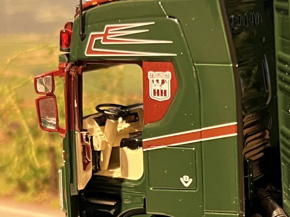 IMC IMC Scania S High roof 4x2 with livestock trailer HACHMEISTER