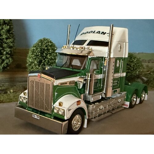 Drake collectibles Drake Kenworth T909 DOOLAN'S