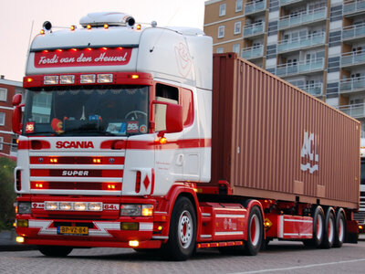 WSI WSI Scania 4-serie Topline with 3-axle container trailer + 40ft. container FERDI VAN DEN HEUVEL