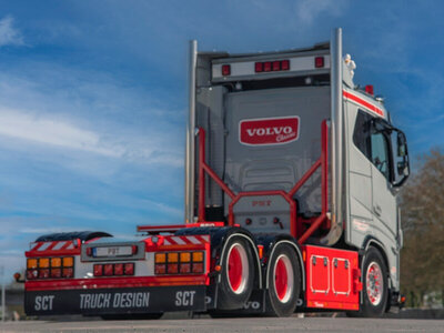 WSI WSI Volvo FH5 Sleeper Cab 6x2 PBT Belgium