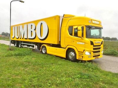 Tekno Tekno Scania Next Gen R-serie Highline with 3-axle Reefer Trailer JUMBO