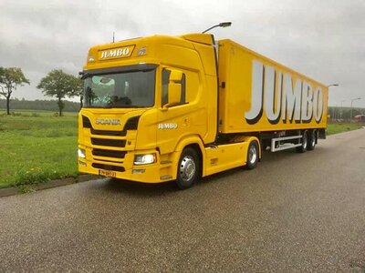 Tekno Tekno Scania Next Gen R-serie Highline with 3-axle Reefer Trailer JUMBO