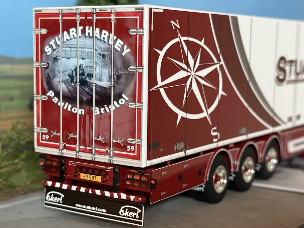 WSI WSI Scania S660 6x2 with 3-axle Ekeri box trailer STUART HARVEY Bristol UK
