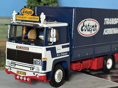 Tekno Tekno Scania 140 motorwagen met 2-asssige huifaanhanger KIM JOHANSEN