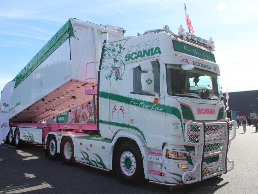 Tekno Tekno Scania Next Gen R-serie Highline 6x2 with 3-axle tipper trailer  PER HENRIKSEN