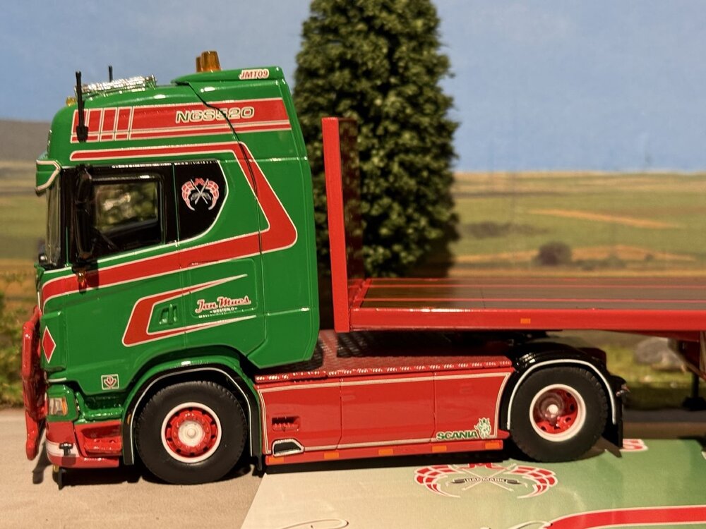 Tekno Tekno Scania Next Gen 520S Highline with 3-axle flatbed JAN MUES