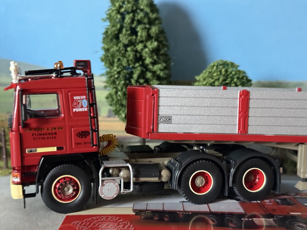 Tekno Tekno Volvo F16 6x2 truck with 3-axle brick trailer H.N. POST & ZN.