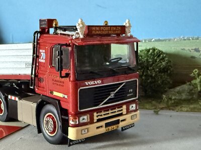 Tekno Tekno Volvo F16 6x2 trekker met 3 assige stenenoplegger H.N. POST & ZN.