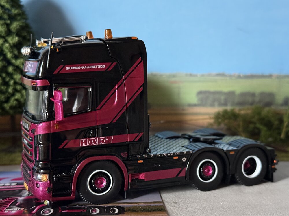 Tekno Tekno Model Set Scania R580 4x2 & Scania R580 6x2 HART TRANSPORT