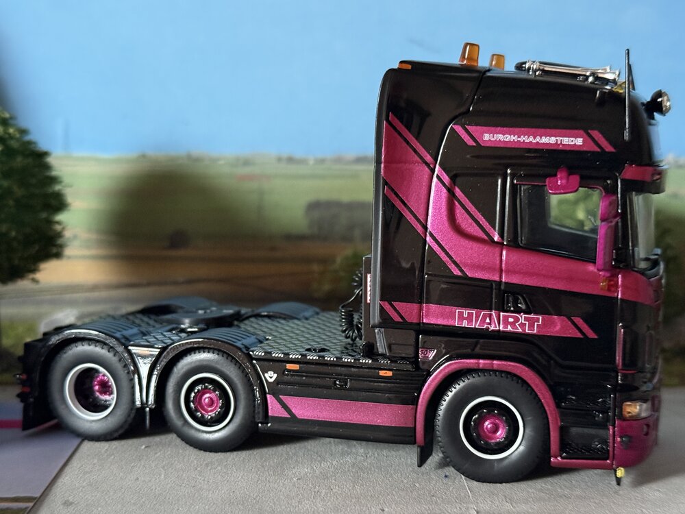 Tekno Tekno Model Set Scania R580 4x2 & Scania R580 6x2 HART TRANSPORT