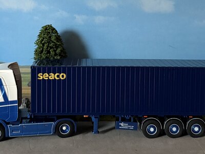 Cavallino Cavallino Scania S Highline  with 3-axle container trailer +40ft. SAECO container M.J. DE GROOT
