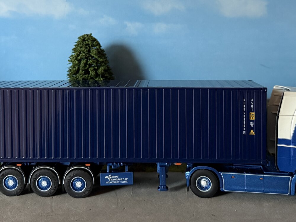 Cavallino Cavallino Scania S Highline met 3-as container oplegger +40ft. SAECO container M.J. DE GROOT