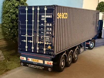 Cavallino Cavallino DAF XG+ met 3-as container oplegger +40ft. SAECO container M.J. DE GROOT