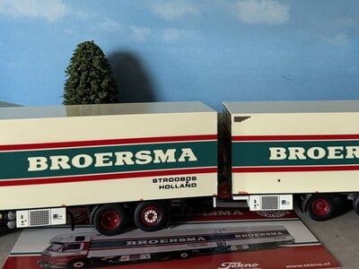 Tekno Tekno Scania 113M /360 Topsleeper volume combinatie BROERSMA