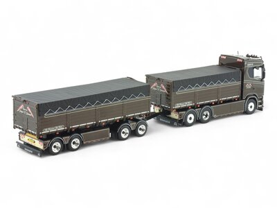 Tekno Tekno Scania Next Gen S-serie Highline riged truck wit 4-axle trailer JESPER V. SORENSEN