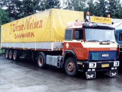 Tekno Tekno Iveco TurboStar 4x2 with 3-axle classic tilt trailer  WERNER NIELSEN