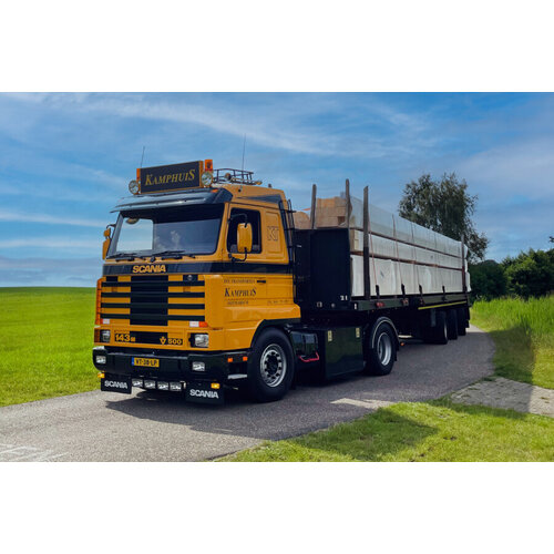 WSI WSI Scania 143M/500 streamline with 3-axle brick trailer KAMPHUIS B.V.