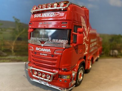 WSI WSI Scania R Topline 8x4 Falkom K. SULINKO OY