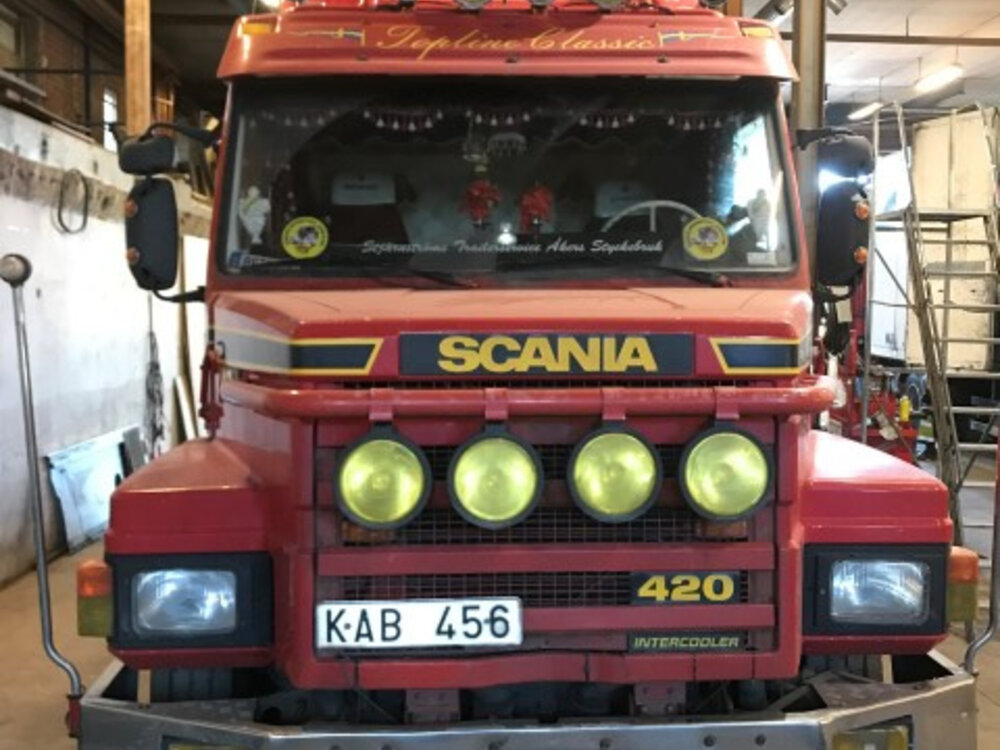 Tekno Tekno Scania Torpedo 3-serie Topline met huifoplegger STJARNSTROM