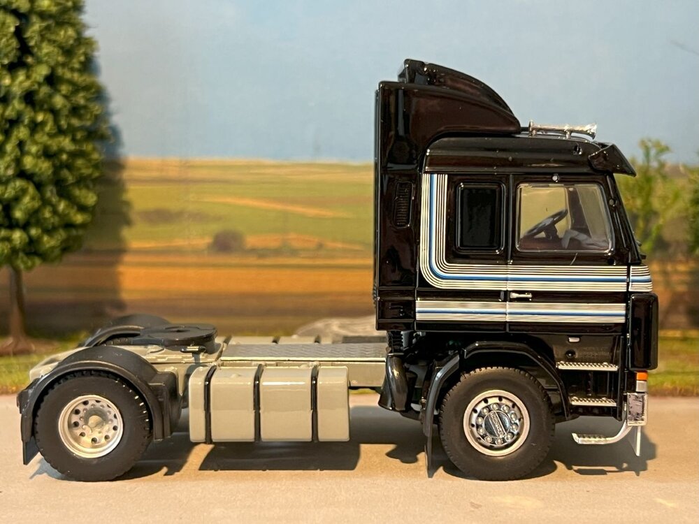 Tekno Tekno T.B.P. Scania 143M-470 Topline 4x2