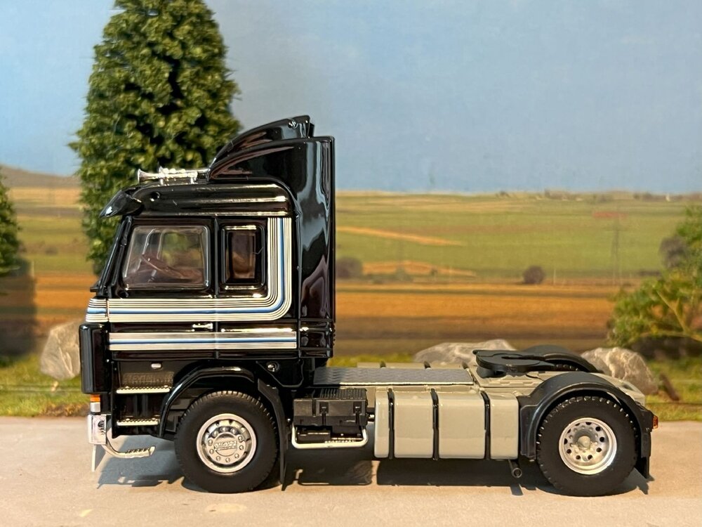 Tekno Tekno T.B.P. Scania 143M-470 Topline 4x2