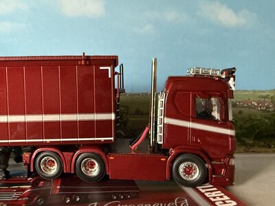 WSI WSI Scania R normal 6x2 sleepas + 3-as volume oplegger J. GROENEVELD TRANSPORT