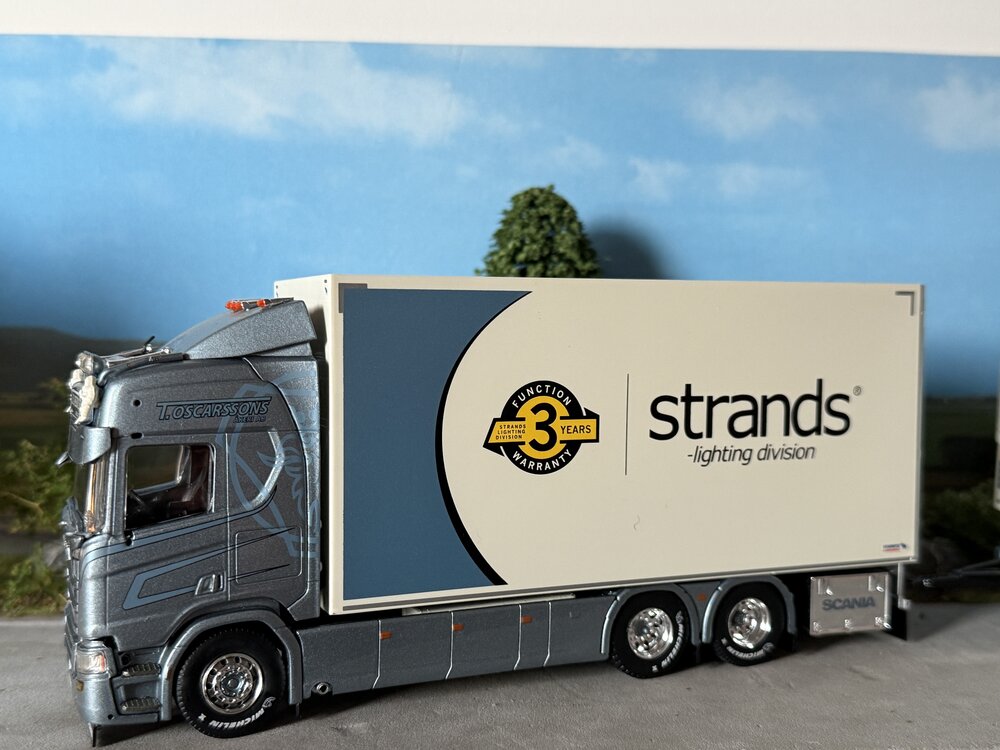 Tekno Tekno Scania  Next Gen R Highline Zweedse combinatie LZV OSCARSSONS AKERI